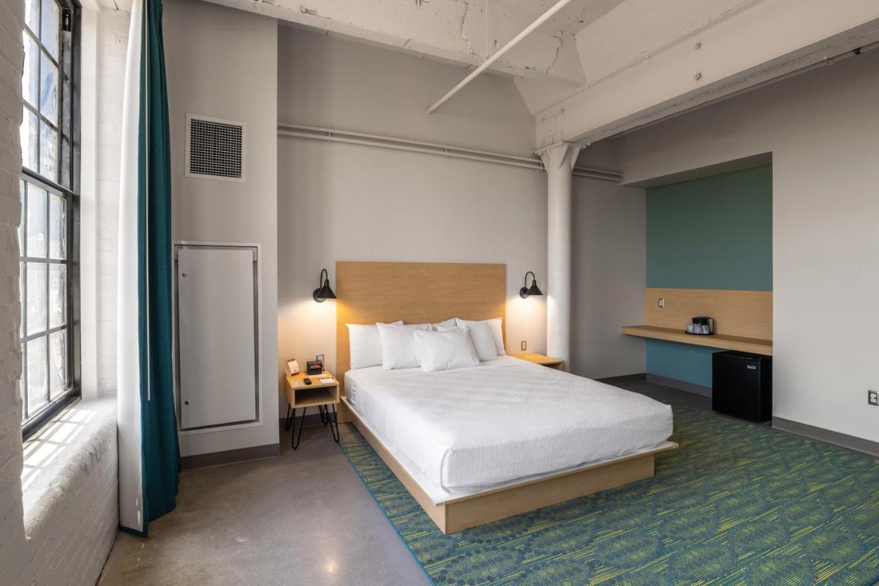 The Warehouse At Champion Mill 3* Hamilton